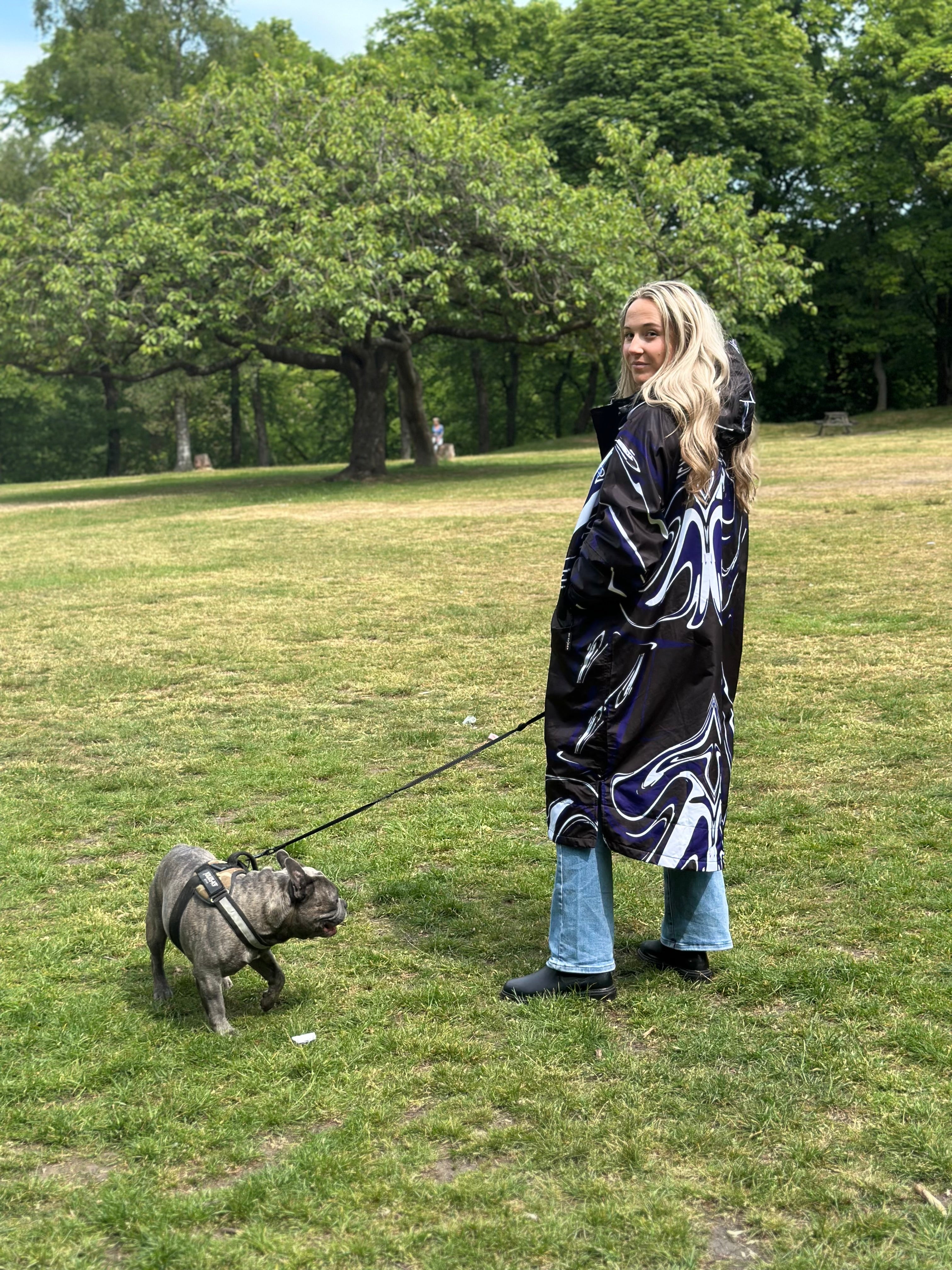 Women’s Waterproof Changing Robe – Stay Dry SwirlLite Edition Blue StayDry Coats