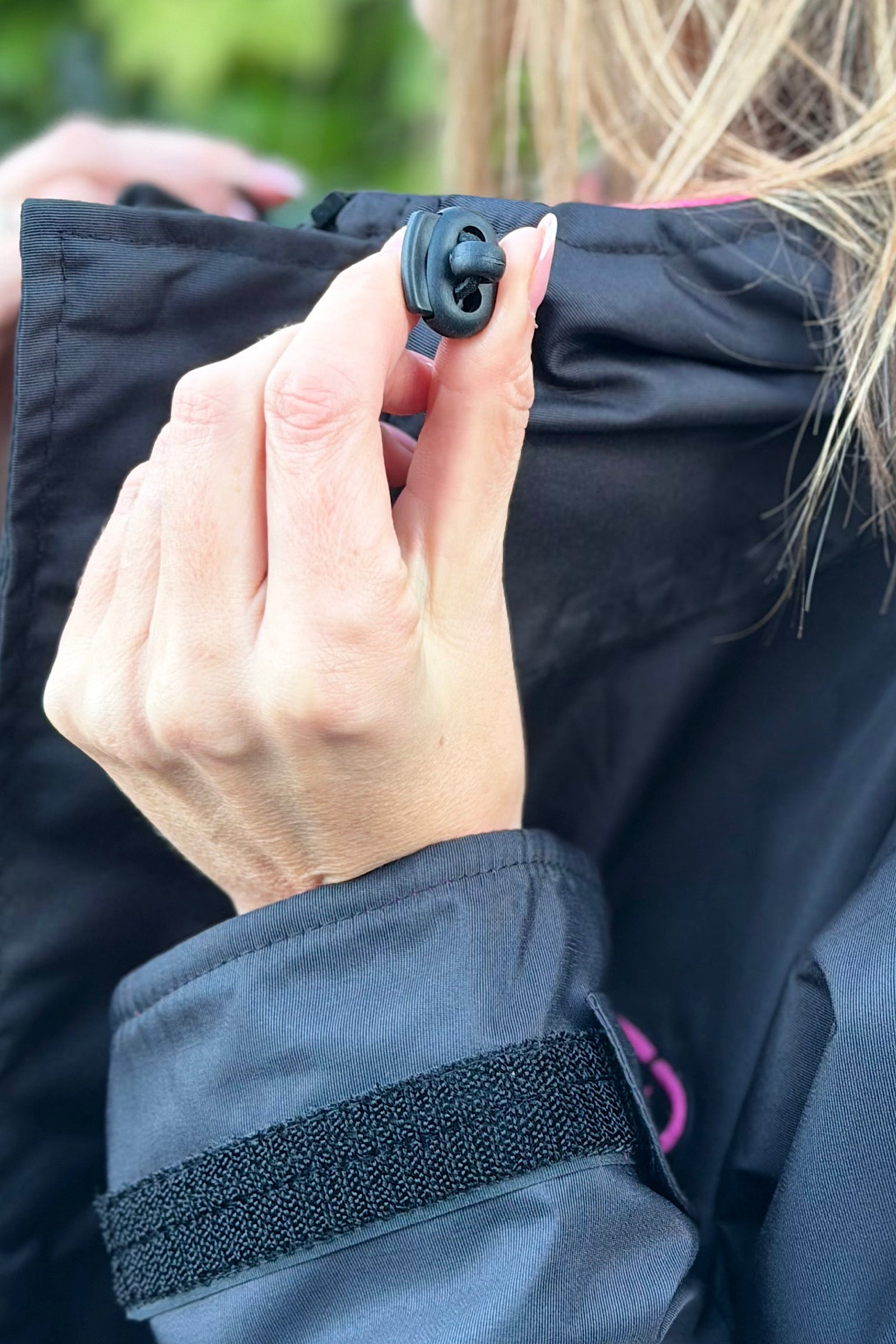 Women's Lightweight Dog walking Coat- Stay Dry Black-Pink Fleece StayDry Coats