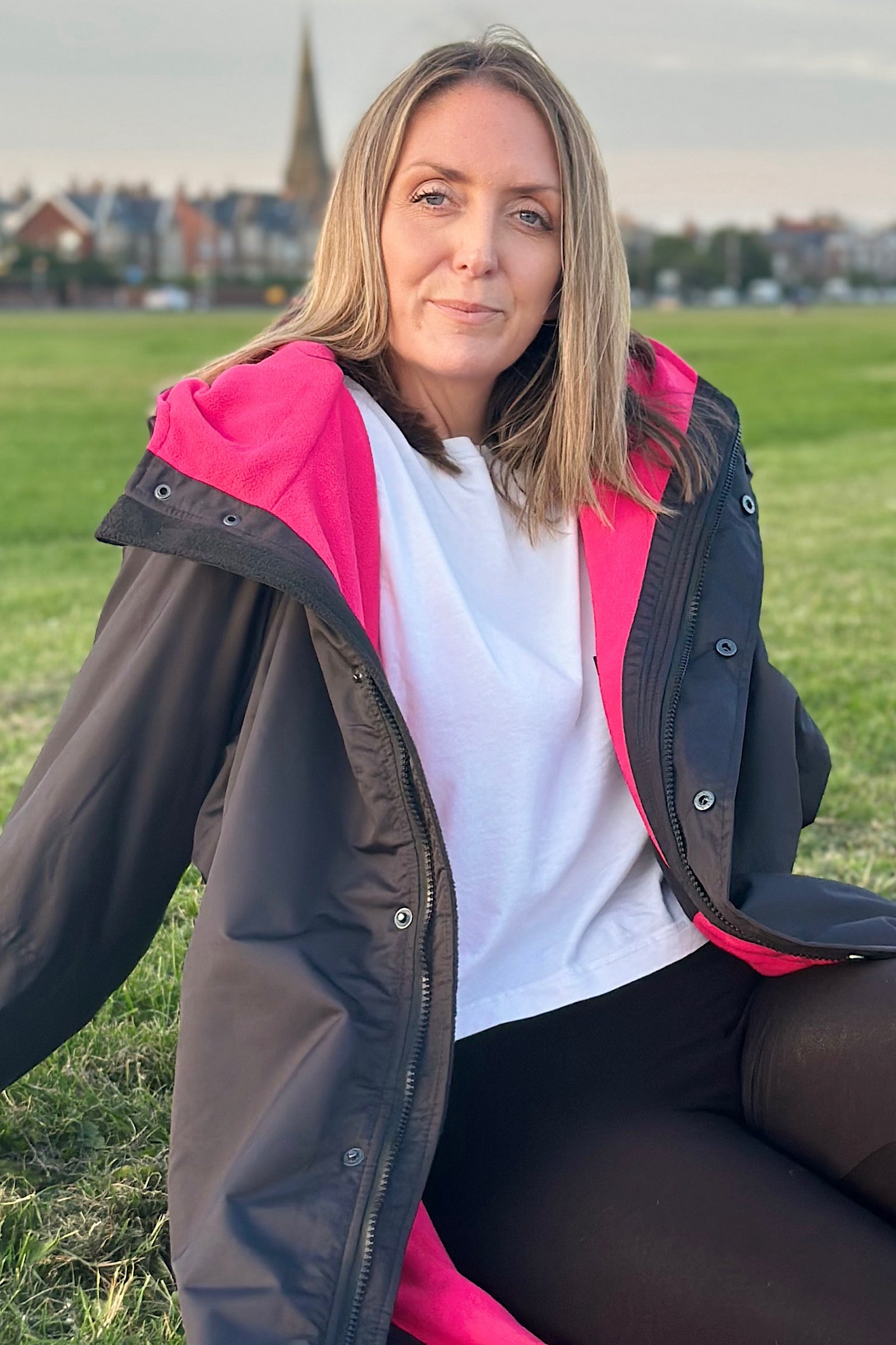 Women's Changing Robe - Stay Dry CamoLite Coat- Black-Pink StayDry Coats