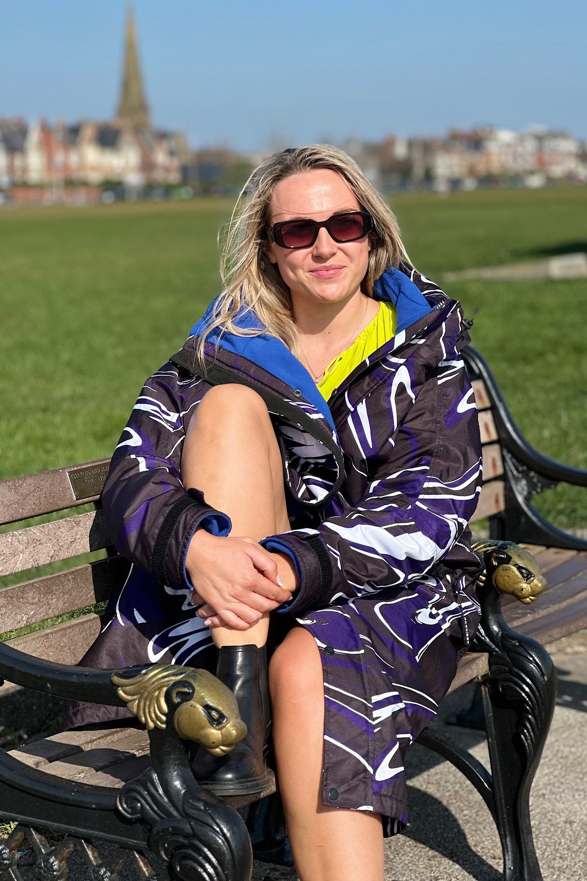 Women’s Changing Robe –  Stay Dry SwirlLite Edition Blue Stay Dry Coats